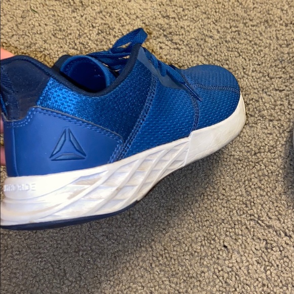 Blue and white Reebok shoes - Picture 2 of 2